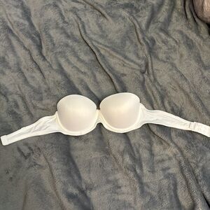 Victoria's Secret White Strapless Bra
